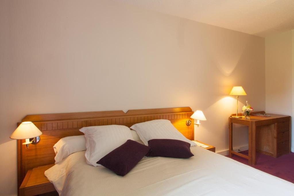 Logis Ar Milin Otel Châteaubourg Oda fotoğraf