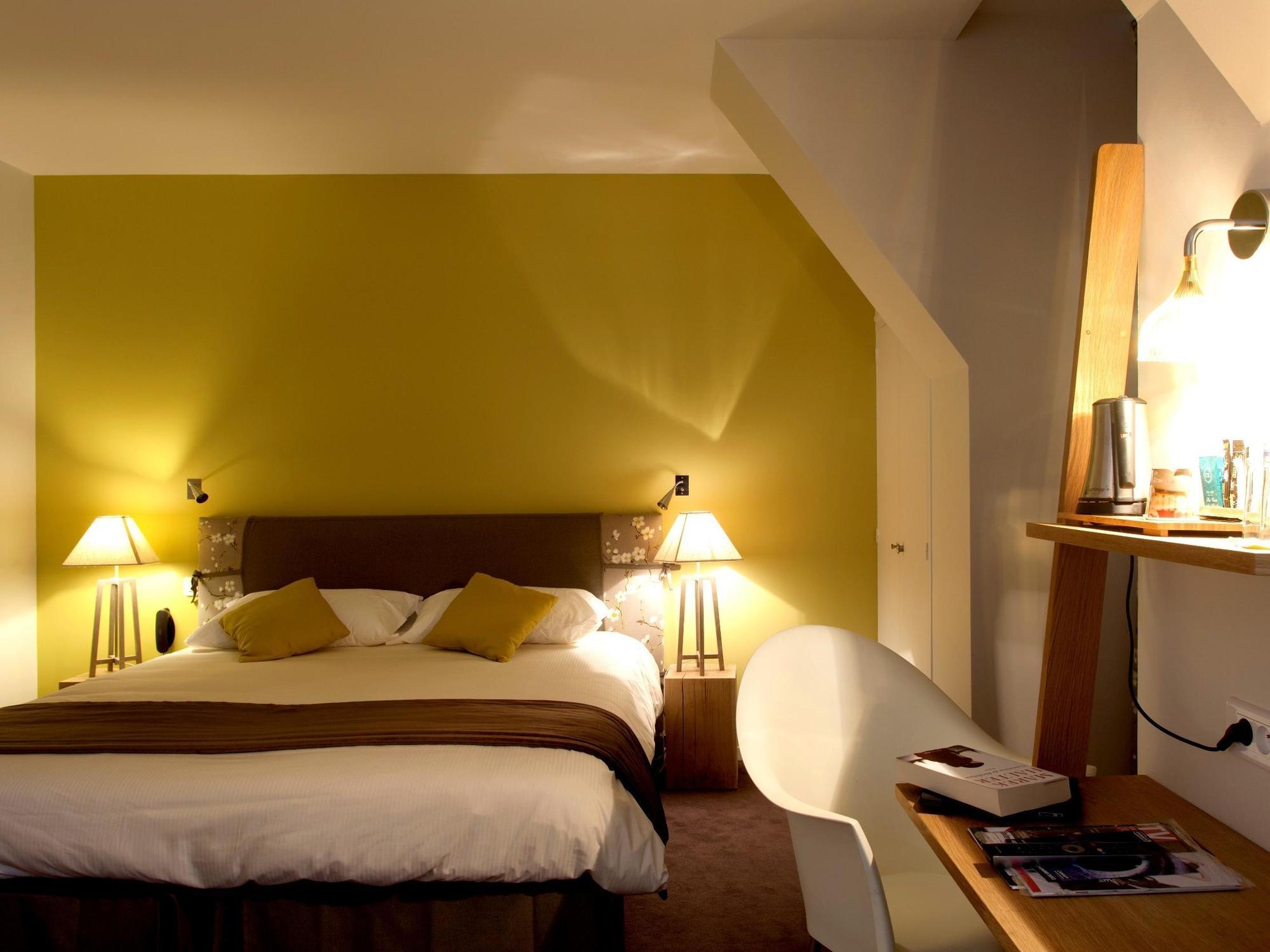 Logis Ar Milin Otel Châteaubourg Dış mekan fotoğraf
